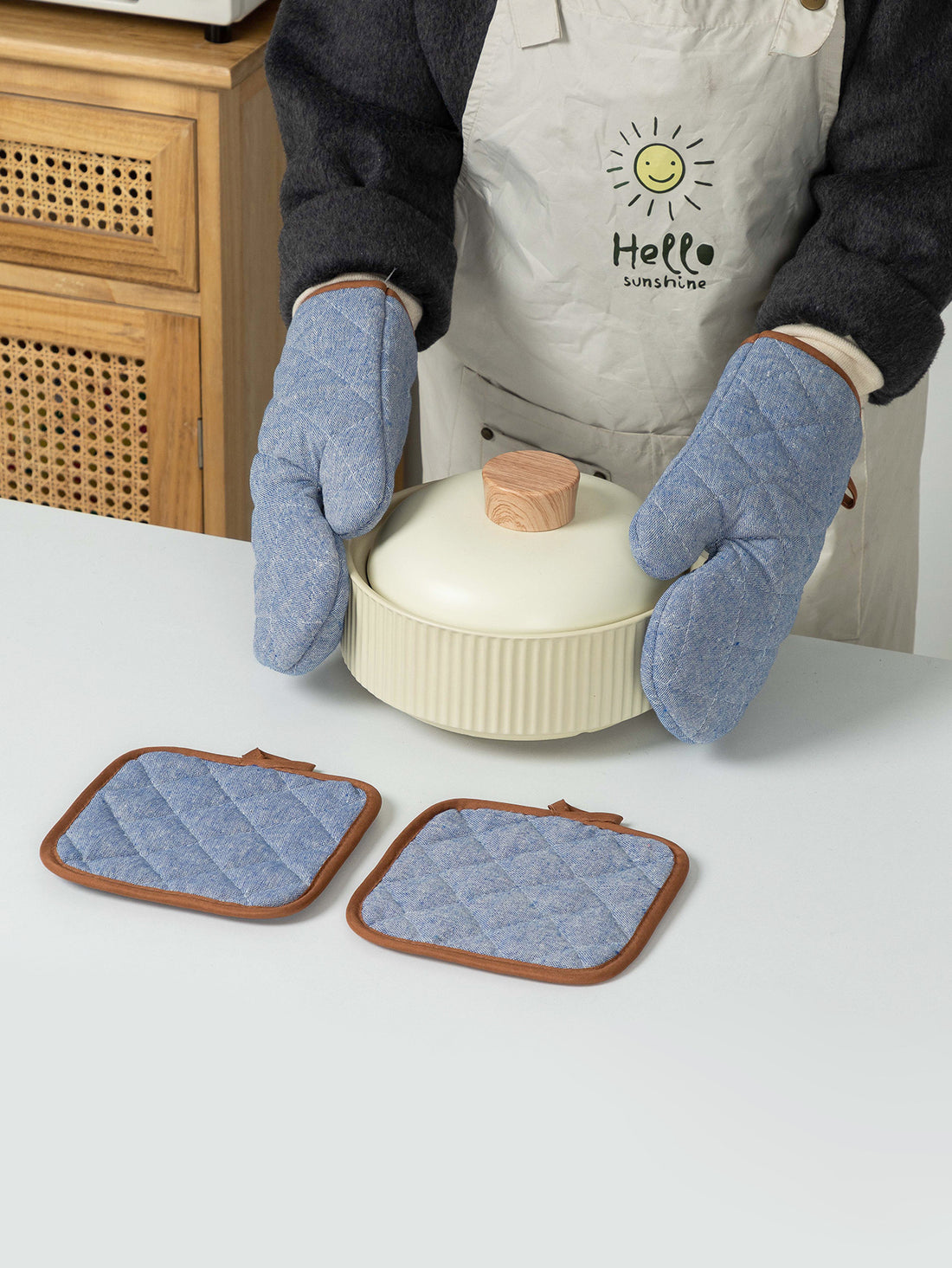 Anti Scald Oven Gloves, Kitchen With Cotton Lining, Thick Gloves Set, Multi-purpose Gloves, Red Checkered Oven Gloves Set