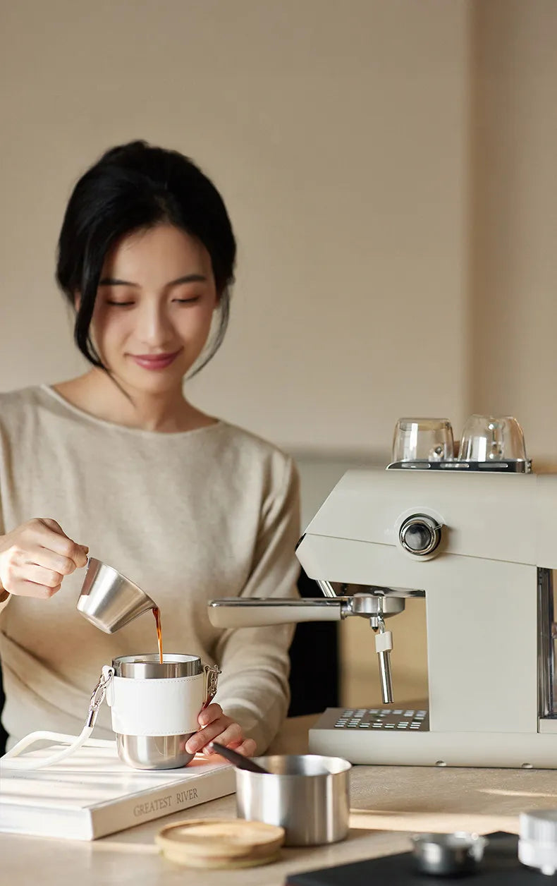 Compact Home Coffee Machine Semi-Automatic Espresso Maker with Steam Wand 15Bar Pressure for Rich Crema Perfect for Lattes