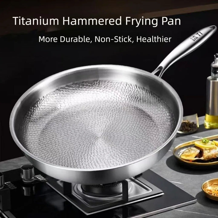 26/28/30/32cm Titanium Frying Pan Uncoated Non Stick Steak Frying Pan Thickened Fish Scale Hammer Pattern Kitchen Cookware