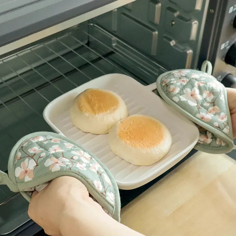 Flower Cotton Printed Baking Oven Gloves Home Kitchen Hot Resistant Heart-shaped Hand Clip Insulation Pad