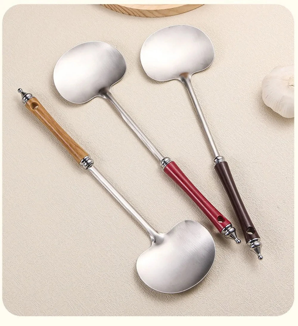 Stainless Steel Wok Spatula Long Wooden Handle Kitchen Utensils Chef-specific Mushroom Shovel Kitchen Accessories Essentials