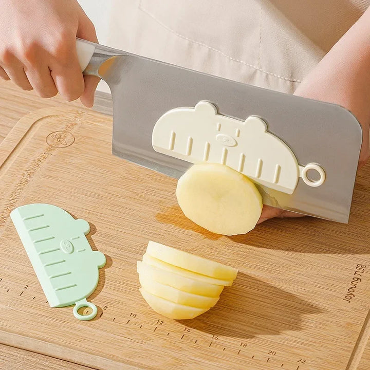 Non Stick Vegetable Cutting Tool for Household Kitchen Non Stick Potato Slice Cutting Knifes Magnetic Suction Kitchen Creative