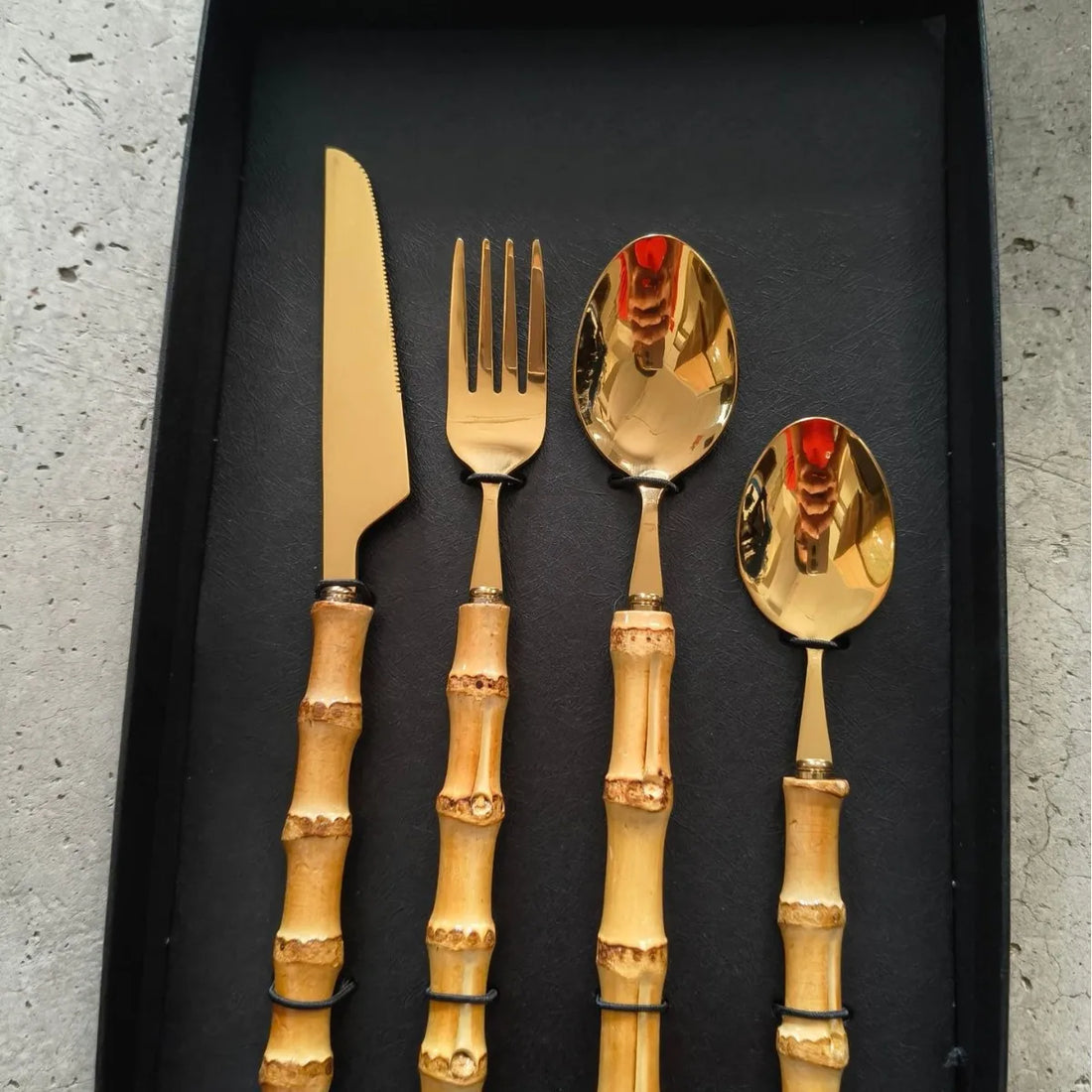 20Pcs Silver Bamboo Handle Cutlery Set 304 Stainless Steel Dinnerware Set Knife Dessert Fork Spoon Tableware Kitchen Flatware