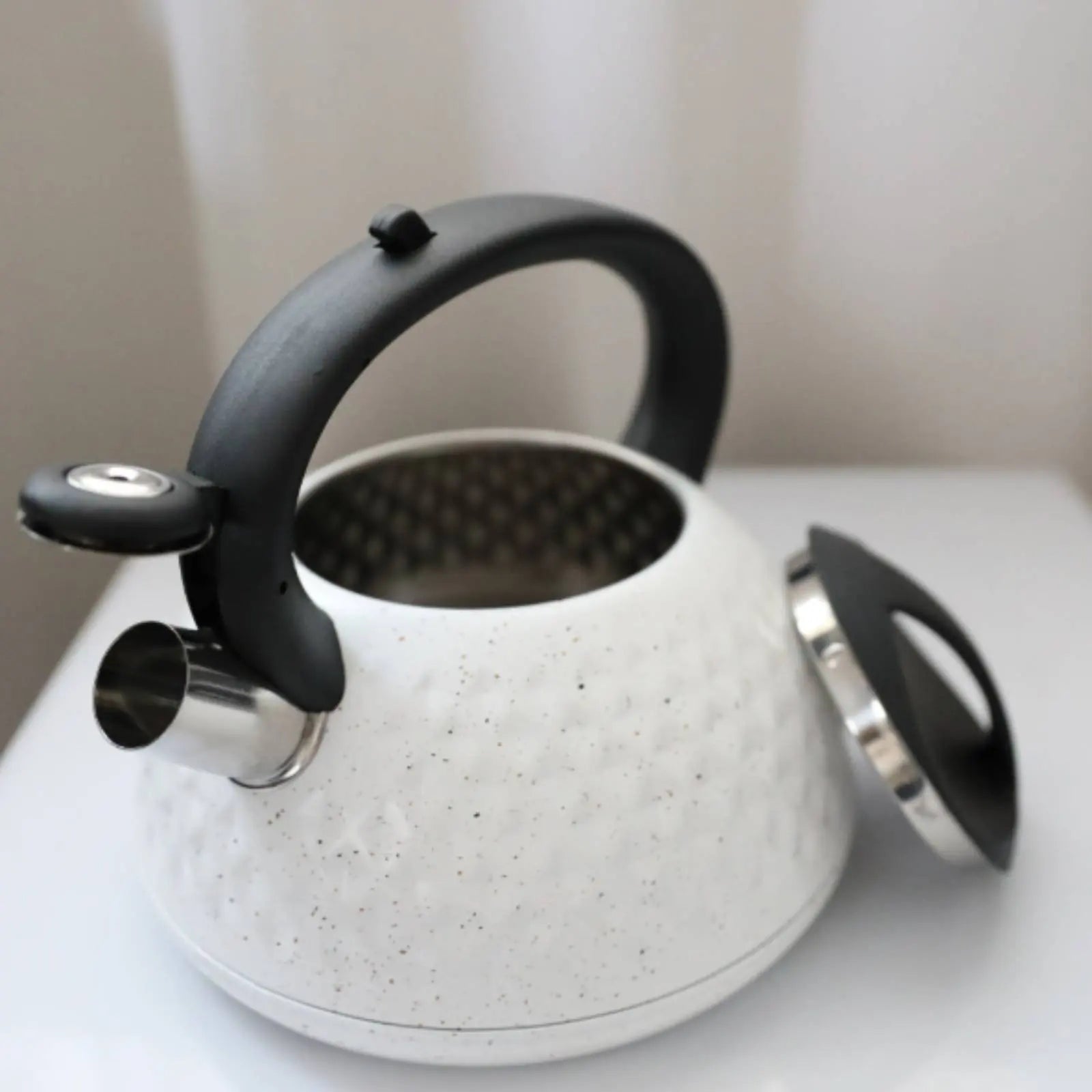 Stainless Steel Whistling Kettle Rust Proof Whistling Tea Kettle Household Cookware Fast Boiling Chemical-Free Safe